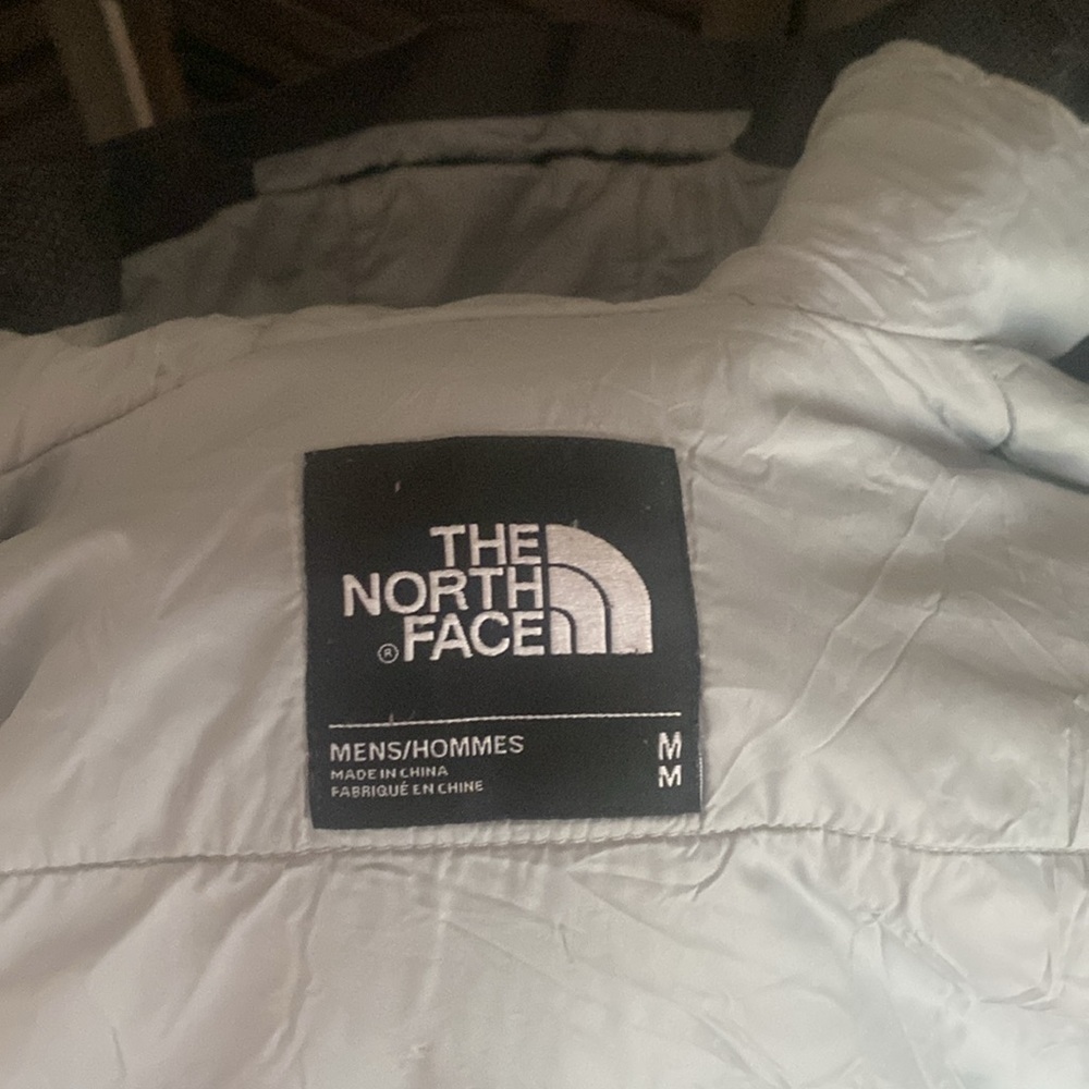 North Face HyVent Jacket (Medium) - Picture 11 of 11